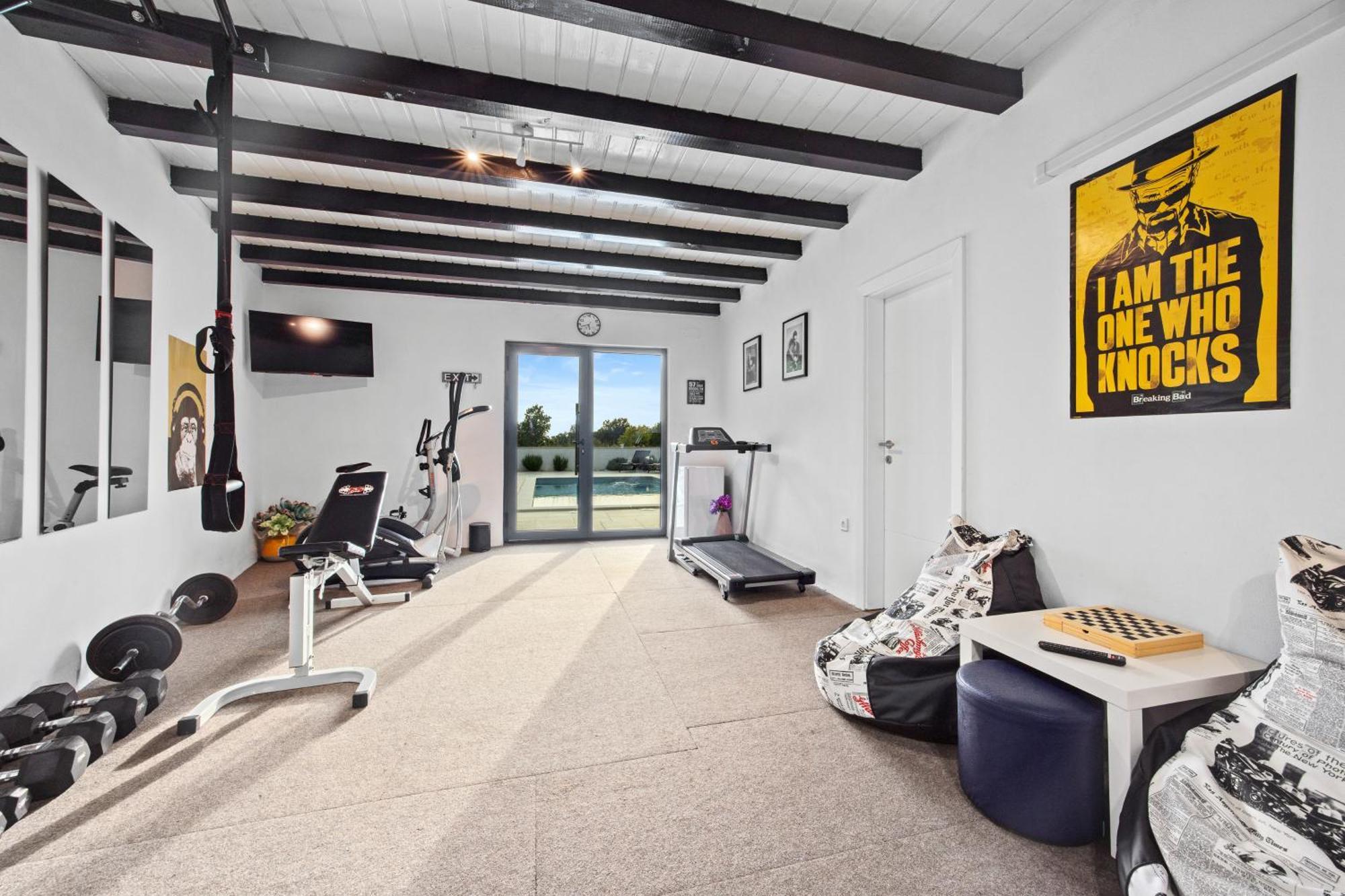 Special Offer! New Luxury Apartment With Pool, Fitness, Outdoor Bar&Grill Buje Exterior foto